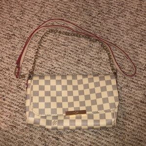 Louis Vuitton Favorite mm purse